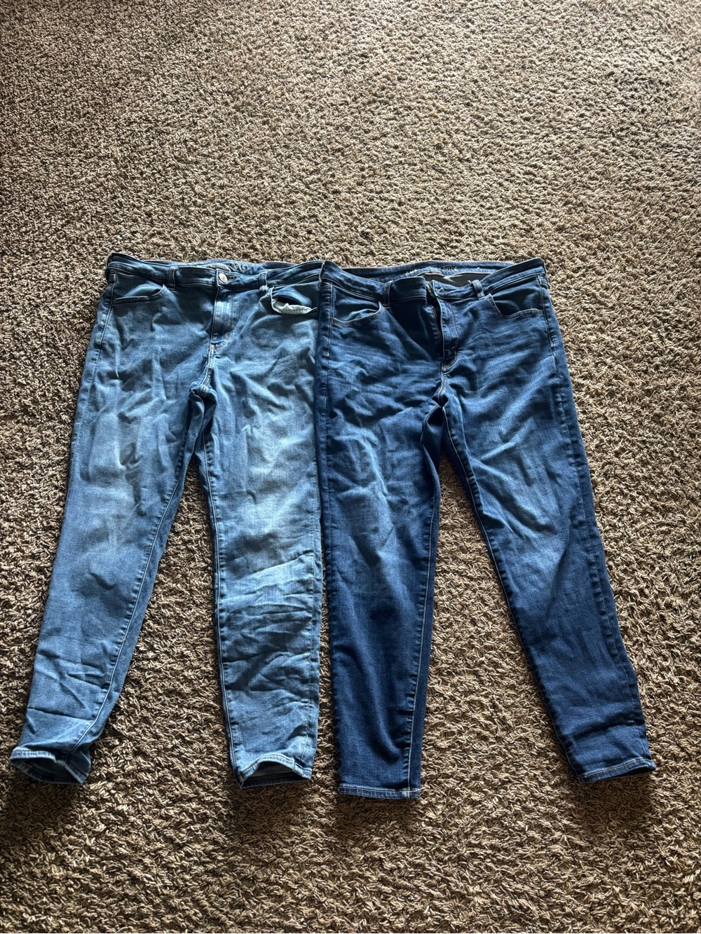 Women’s Blue Denim Jeans - Light & Dark Wash Pair. AE SKINNY JEANS 18